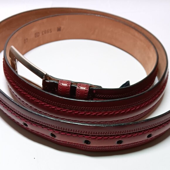 MENS MEZLAN GENUINE LEATHER DRESS BELT - SIZE - 40 - BURGUNDY - Picture 2 of 3